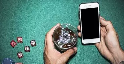 چرا کازینو ها تلفن های همراه را بلاک می کند؟
