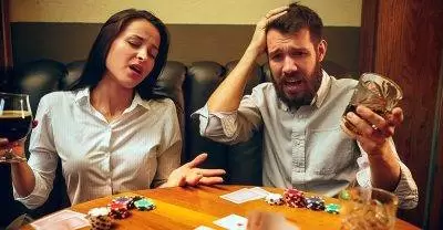 آیا شرط بندی نوعی هدر دادن پول است؟!
