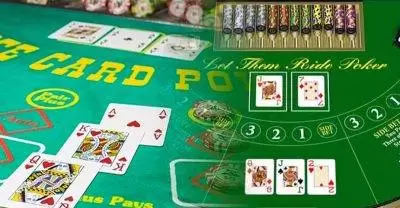 دلایلی که چرا Let It Ride بهتر از پوکر سه کارته است